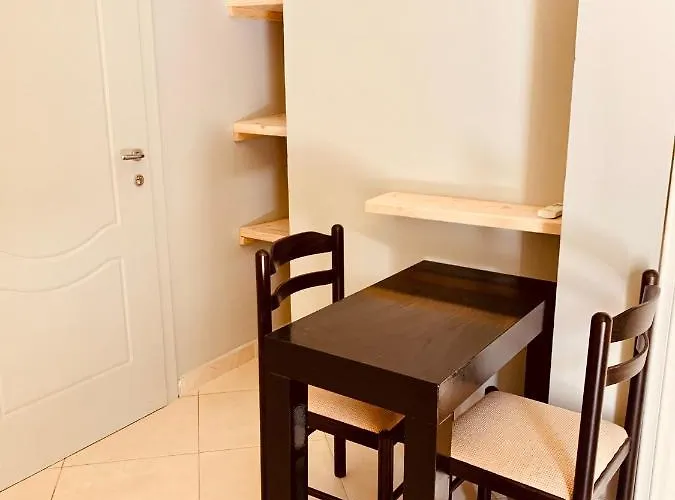 Hotel apartamentowy Family Tree - Water Available - Self Check In