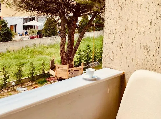 Family Tree - Water Available - Self Check In 3* Golem (Tirana)