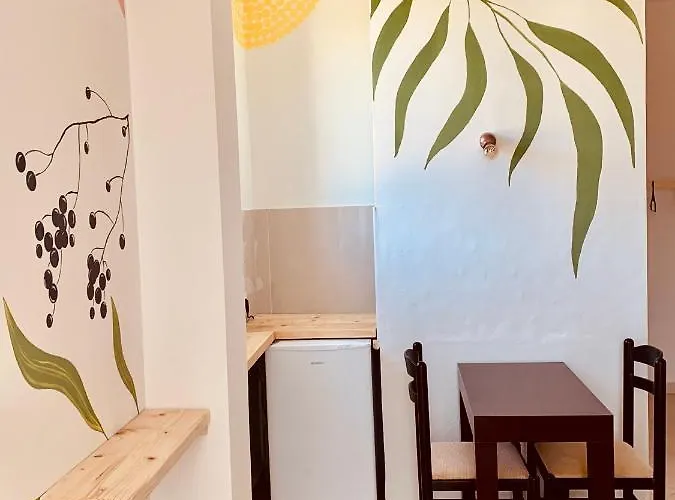 Aparthotel Family Tree - Water Available - Self Check In