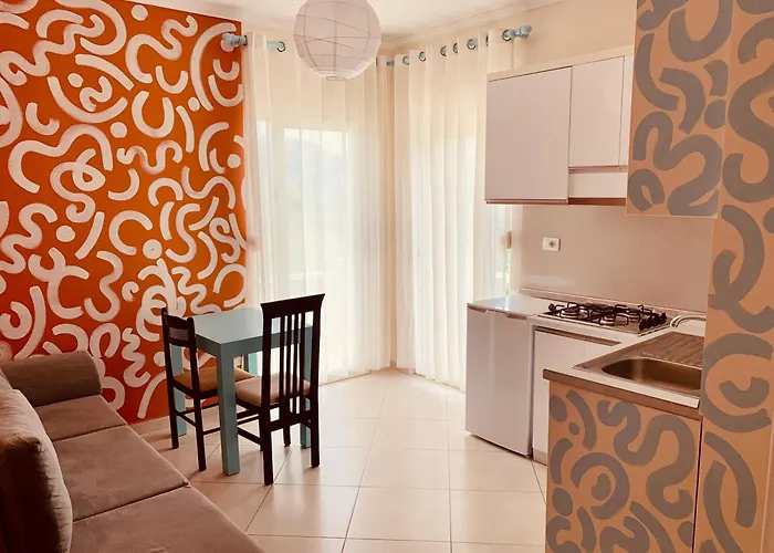 Aparthotel Family Tree - Water Available - Self Check In 3*