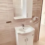 Family Tree - Water Available - Self Check In 3* غوليم