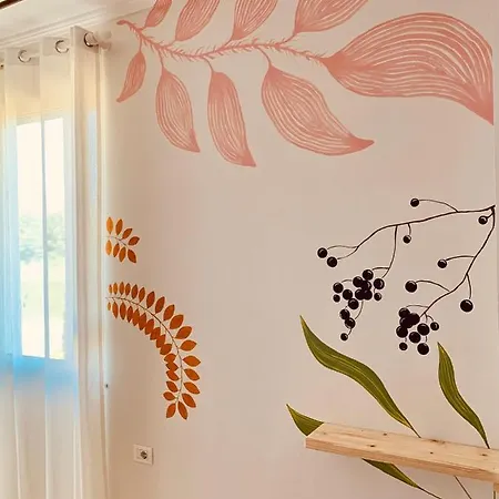 Family Tree - Water Available - Self Check In Apart Otel *