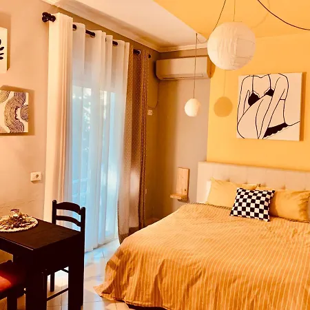 Family Tree - Water Available - Self Check In Golem (Tirana)