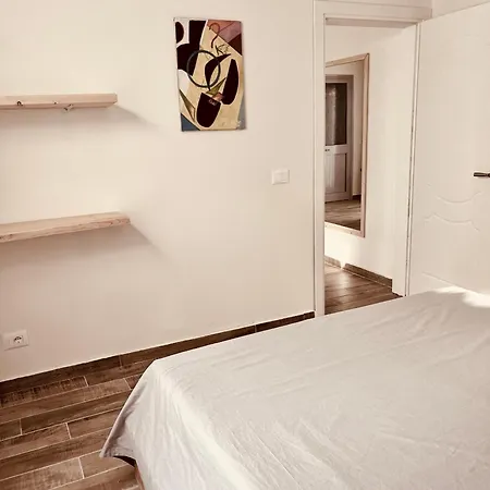 Aparthotel Family Tree -water Available - Self Check In 24-7 3*