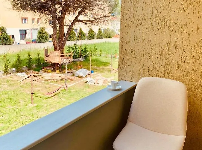 Family Tree - Water Available - Self Check In