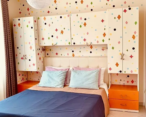 Family Tree - Water Available - Self Check In Golem (Tirana)