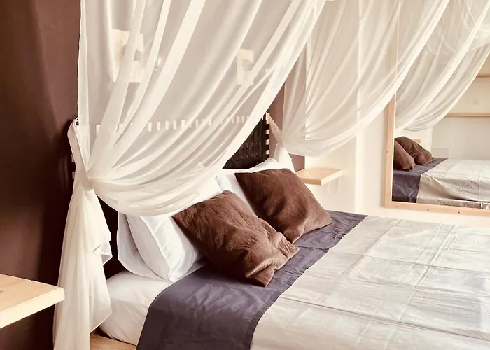 Family Tree - Water Available - Self Check In Aparthotel